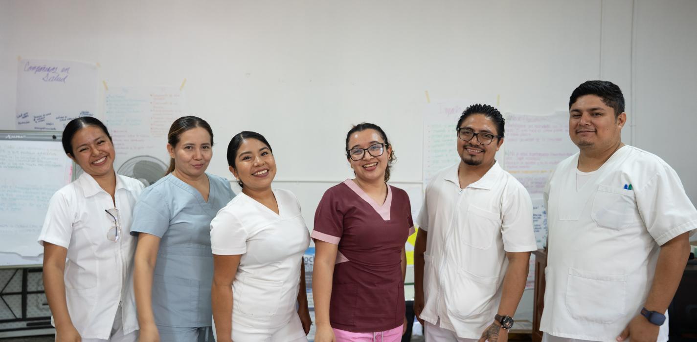 Equipo de enfermería hospitalaria