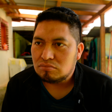 Con el paso del tiempo, Ángel se hundía cada vez más en una oscuridad de la que le parecía imposible salir.