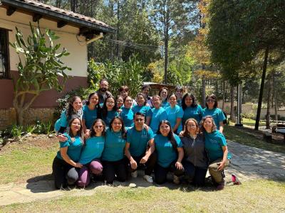 2a generación de Heal México y exalumnas de HEAL