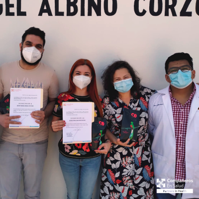 De izquierda a derecha: El Dr. Francisco López, Dra. Cynthia Infante, Dra. Andrea Jiménez, y el director del HBCAAC, el Dr. César Molina.