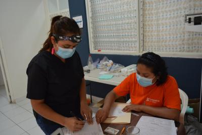 Cecilia y su equipo brindan atención de calidad a personas en la sierra de Chiapas todos los días.
